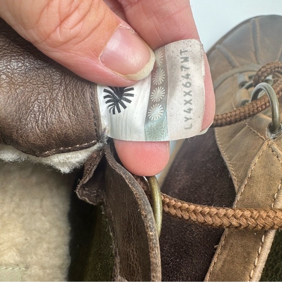 Ugg Womens Heather Suede Leather Ankle Duck Boots Size 9 Lace Up Winter Rain - Picture 9 of 11